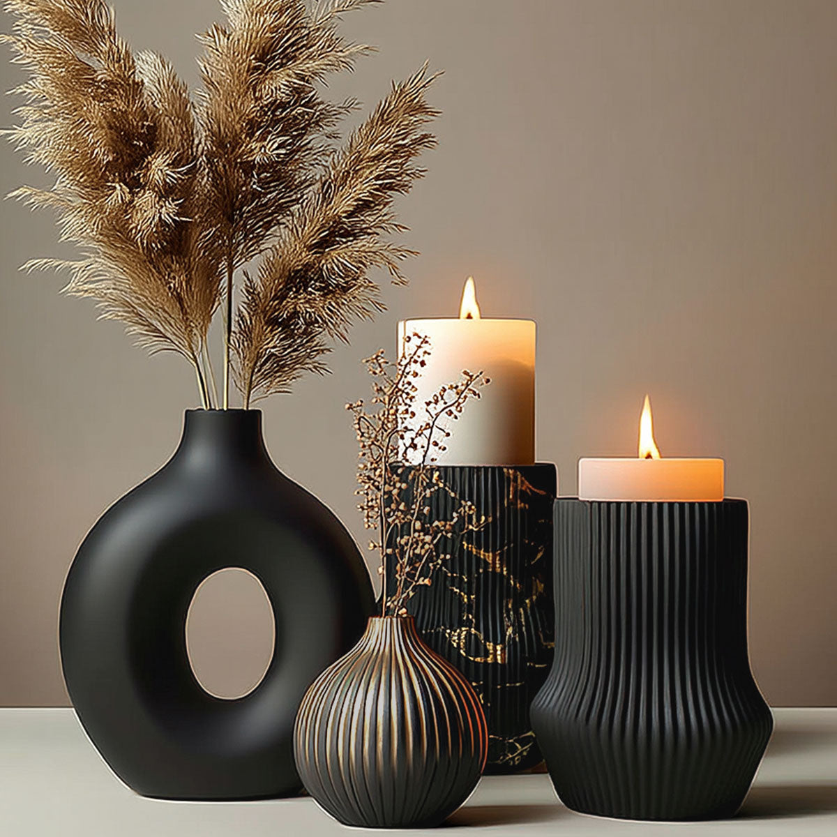 Jarrón y objetos de yeso negro Aqua Resin Black