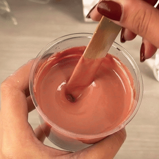 Mezclar yeso efecto terracota y agua