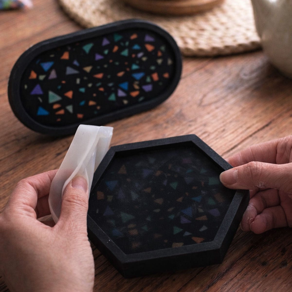 Terrazzo Aqua Kit [Negro Lava]: elegancia y diseño único con chips de colores - Aqua Resin